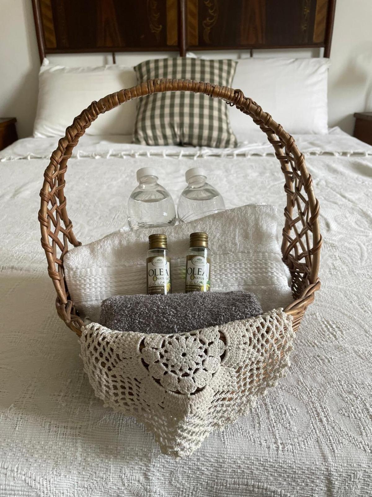 Tenuta Nissole Rocchetta Tanaro エクステリア 写真
